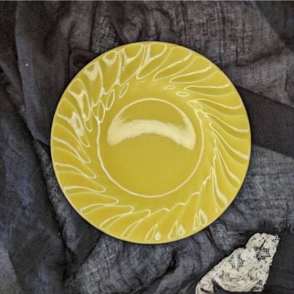 Poppytrail Ceramic 4 Set Plate Sunflower Bee Design - Picture 3 of 9